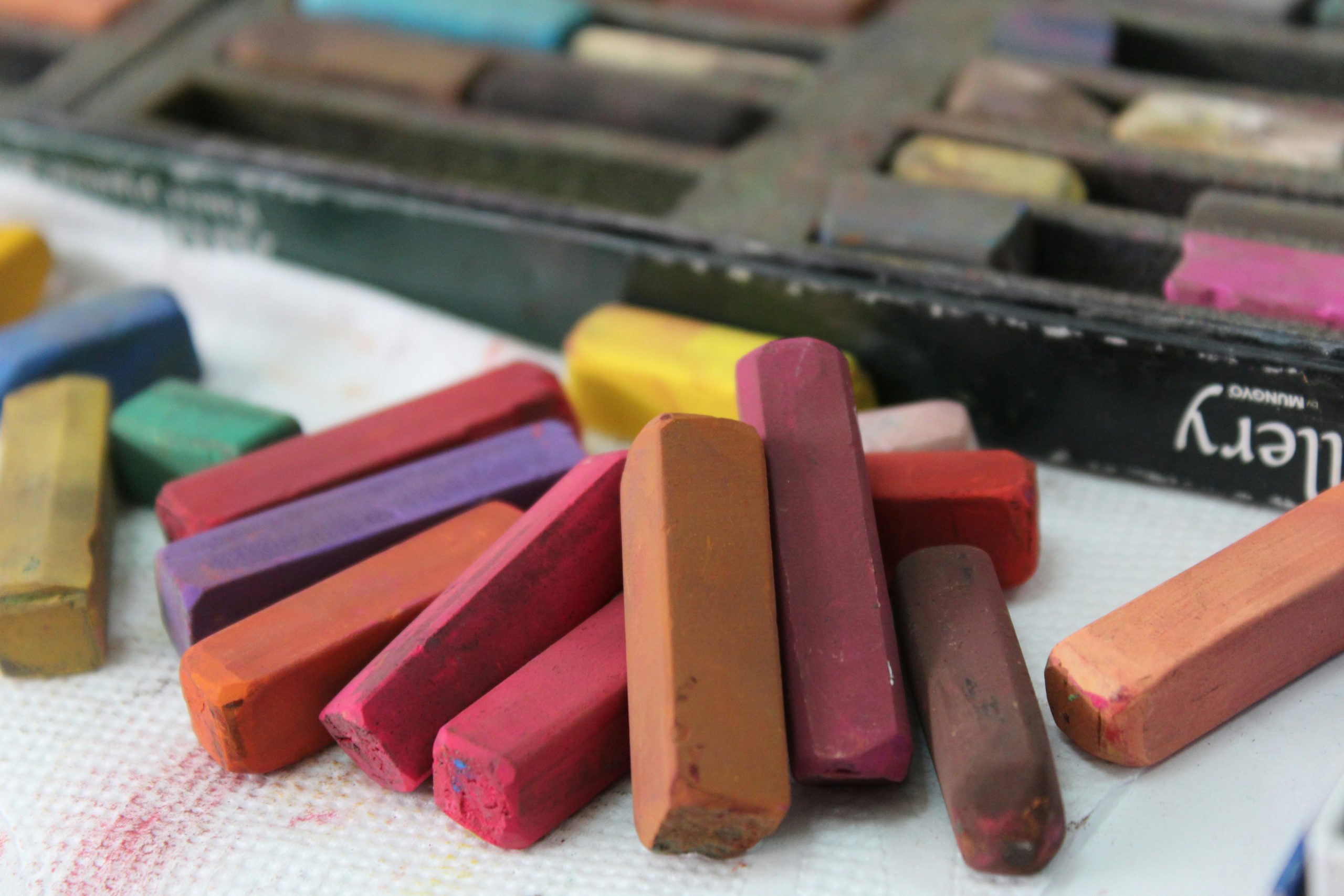 Oil Pastels vs. Soft Pastels in 2026: Which Should You Actually Buy?